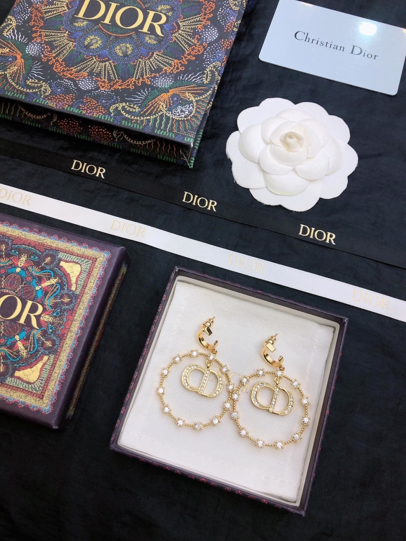 chr1st1an D10r earrings
